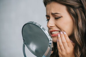 Time To Go: 9 Signs It’s Time To Remove Your Wisdom Teeth Time To Go: 9 Signs It’s Time To Remove Your Wisdom Teeth