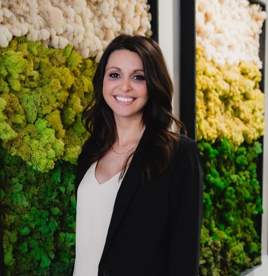 Dr. Alexa Norian Dentist Hendersonville NC