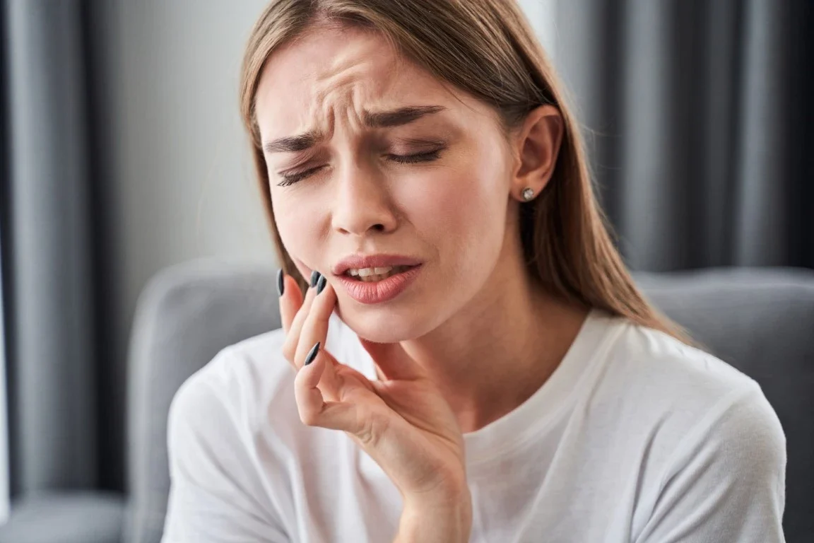 What is a Dental Emergency, and What Should You Do When It Occurs? What is a Dental Emergency, and What Should You Do When It Occurs?